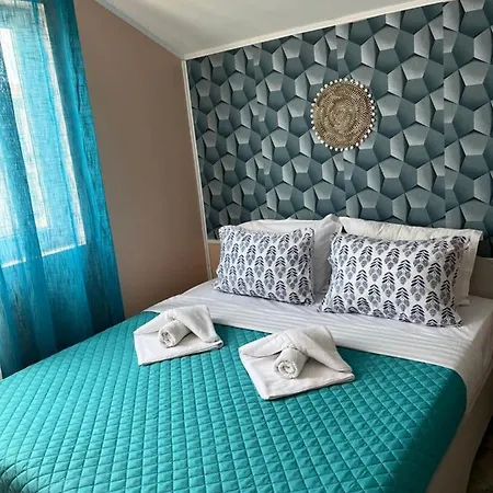 Crinis بيت ضيافة 3*