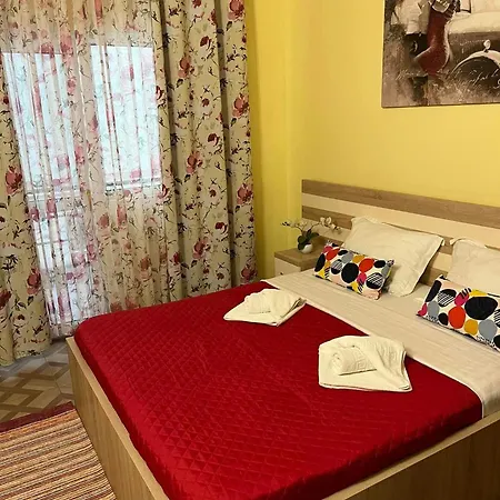 Crinis بيت ضيافة إيفوري نورد